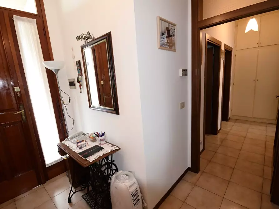 Immagine 4 di Appartamento in vendita  a Cerreto Guidi