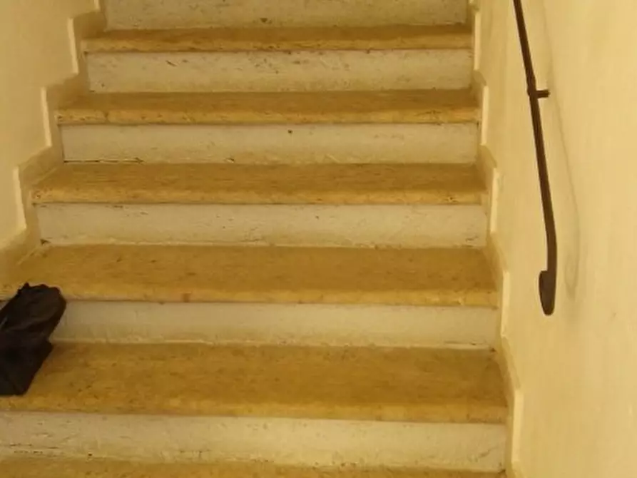 Immagine 4 di Palazzo in vendita  a Colle Di Val D'elsa