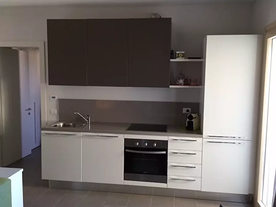 Immagine 5 di Appartamento in affitto  a Pisa