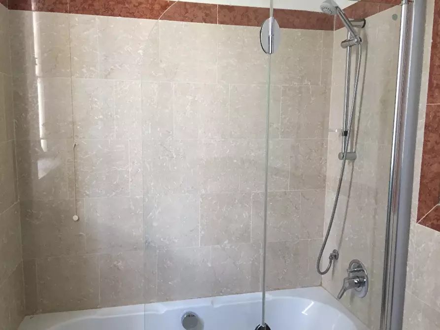 Immagine 6 di Appartamento in affitto  a Pisa