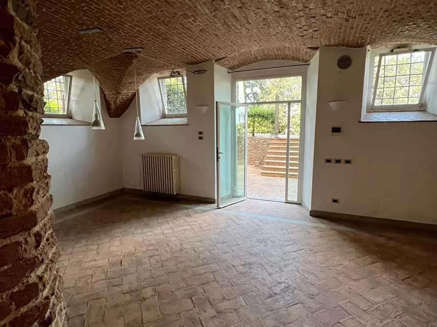 Immagine 23 di Casa colonica in vendita  a Empoli