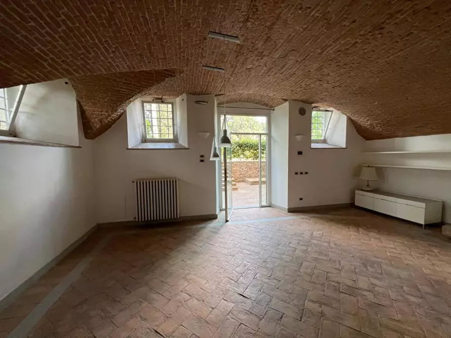 Immagine 23 di Casa colonica in vendita  a Empoli