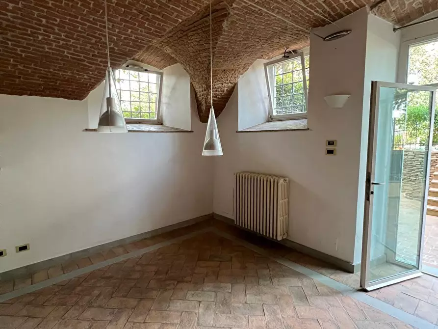 Immagine 14 di Casa colonica in vendita  a Empoli