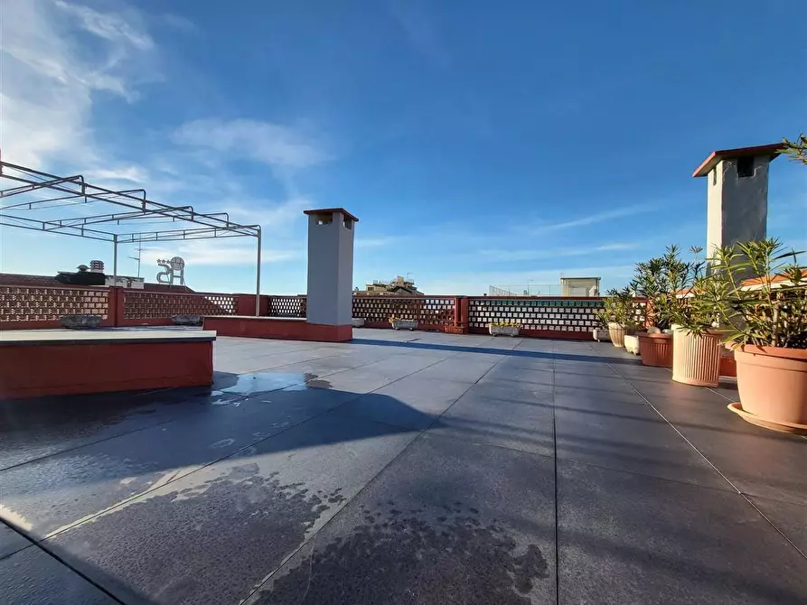 Immagine 12 di Mansarda in vendita  a Massa