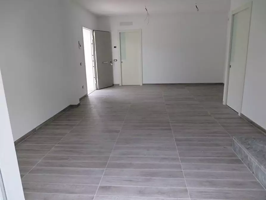 Immagine 14 di Villa in vendita  a Montignoso