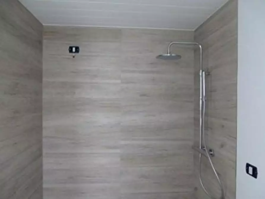 Immagine 41 di Villa in vendita  a Montignoso