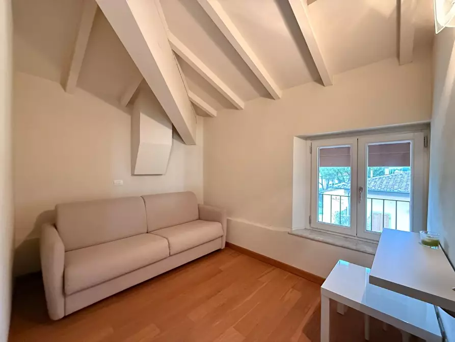 Immagine 12 di Appartamento in affitto  a Pisa