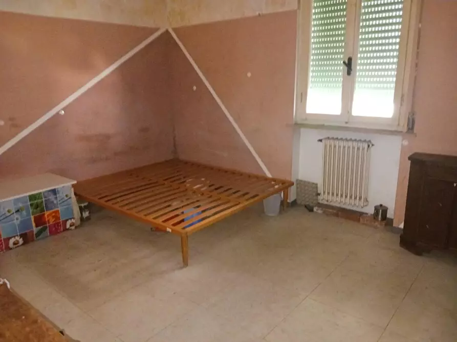 Immagine 13 di Appartamento in vendita  a Pontedera