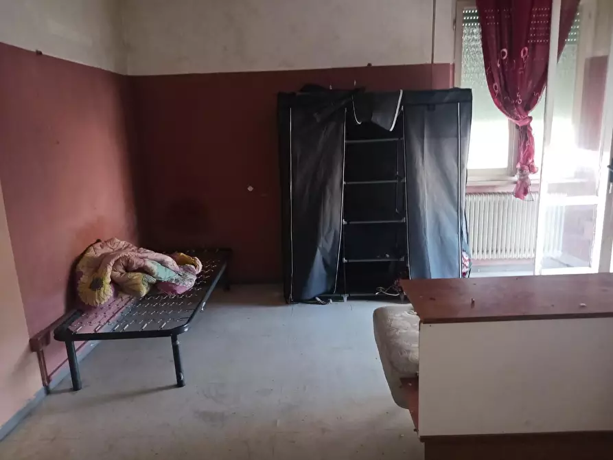 Immagine 17 di Appartamento in vendita  a Pontedera