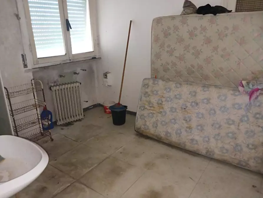 Immagine 19 di Appartamento in vendita  a Pontedera