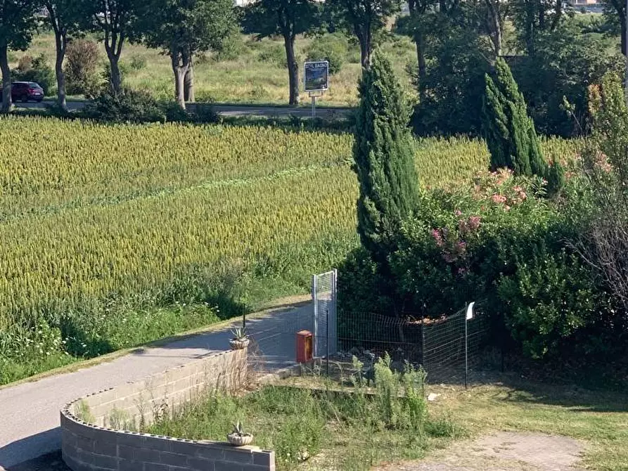 Immagine 40 di Appartamento in vendita  a Pontedera