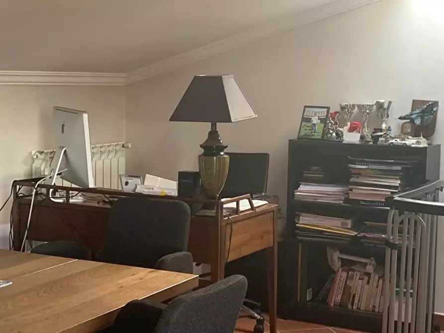 Immagine 26 di Appartamento in vendita  a Pontedera