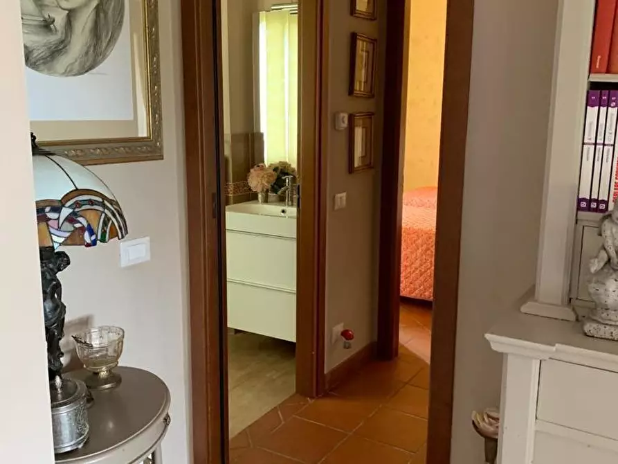 Immagine 4 di Appartamento in vendita  a Pontedera