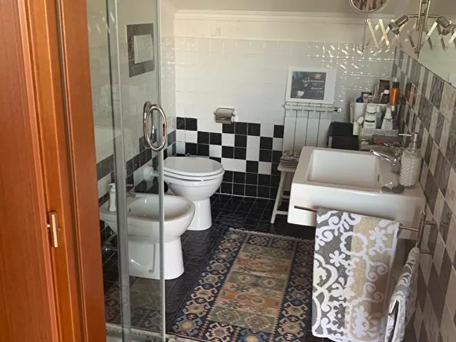 Immagine 14 di Appartamento in vendita  a Pontedera