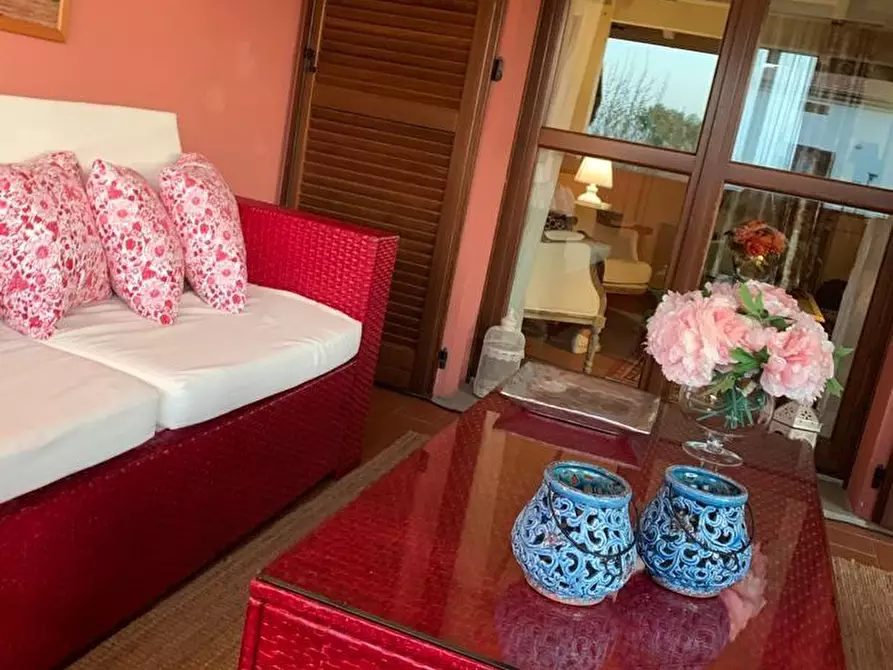 Immagine 31 di Appartamento in vendita  a Pontedera