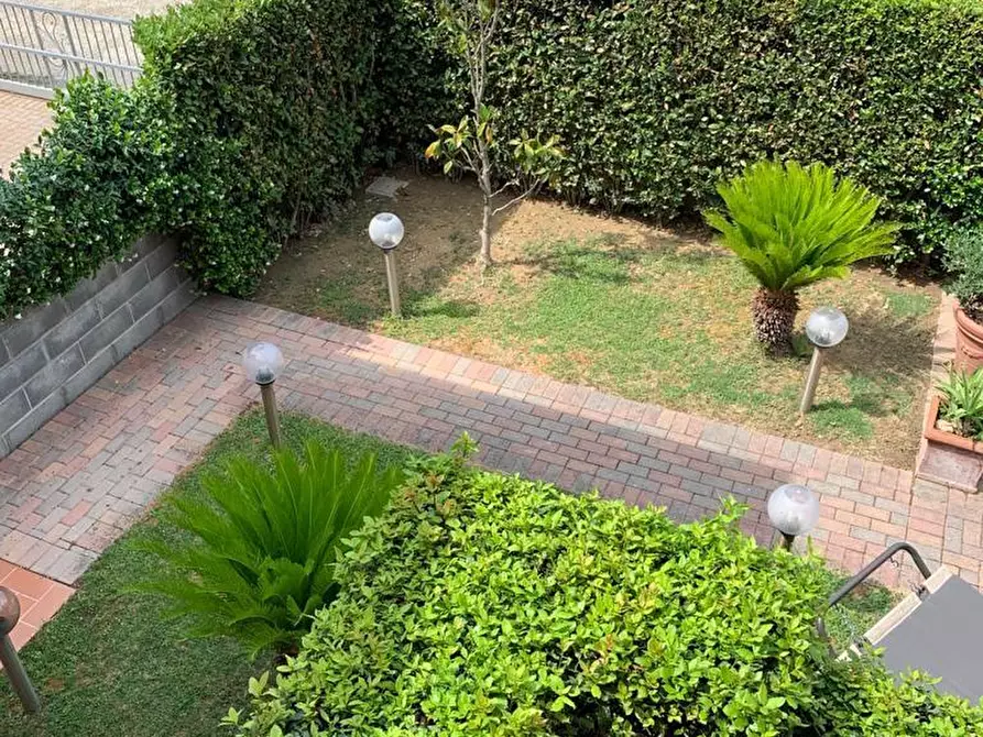 Immagine 39 di Appartamento in vendita  a Pontedera