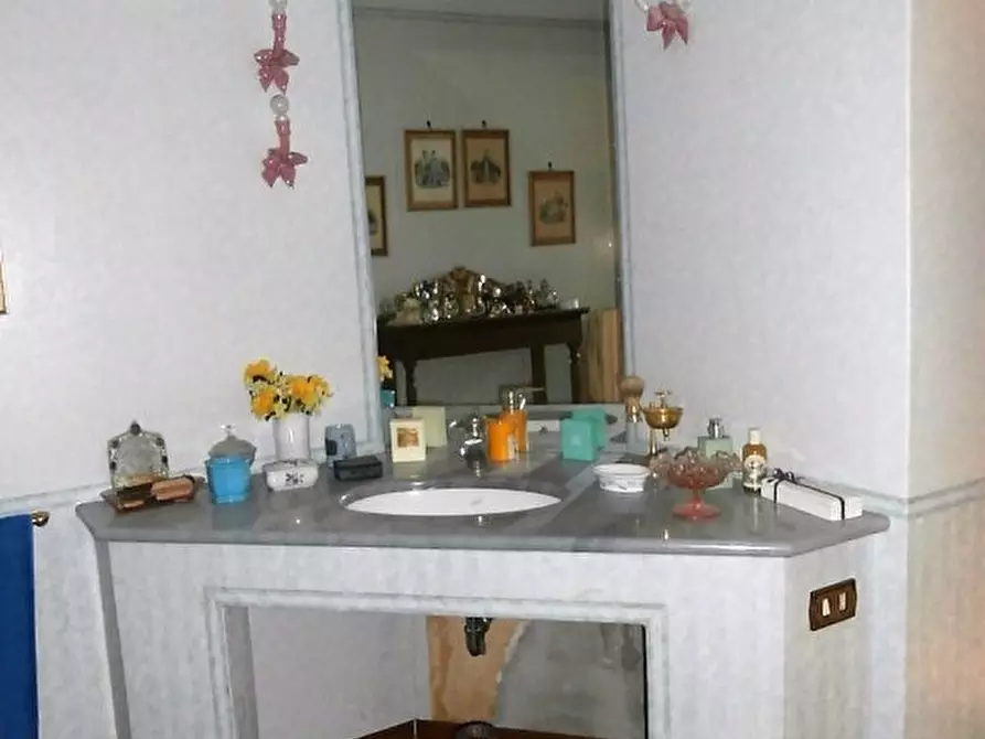 Immagine 5 di Rustico / casale in vendita  a San Giuliano Terme