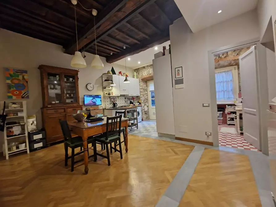 Immagine 1 di Appartamento in affitto  a Carrara