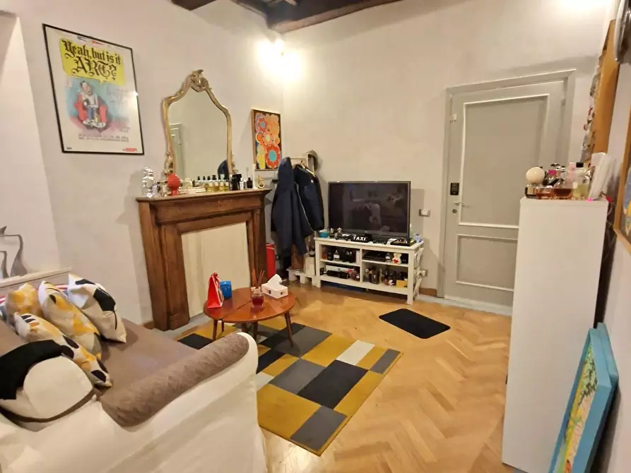 Immagine 12 di Appartamento in affitto  a Carrara
