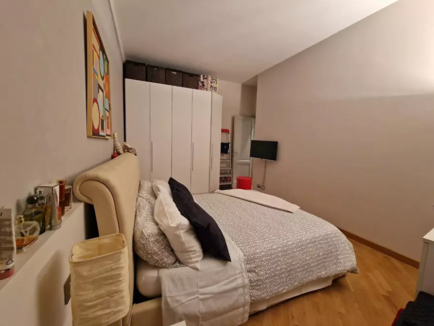 Immagine 2 di Appartamento in affitto  a Carrara