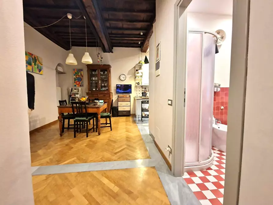 Immagine 16 di Appartamento in affitto  a Carrara