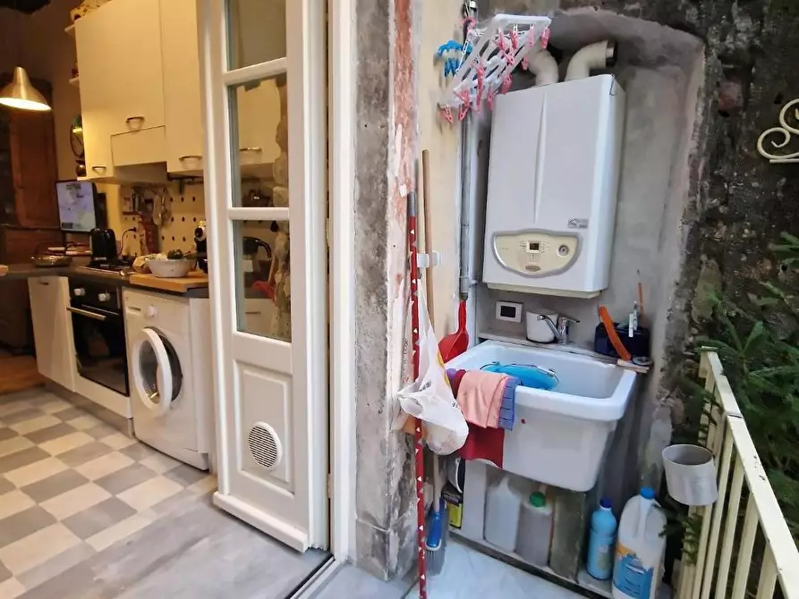 Immagine 10 di Appartamento in affitto  a Carrara