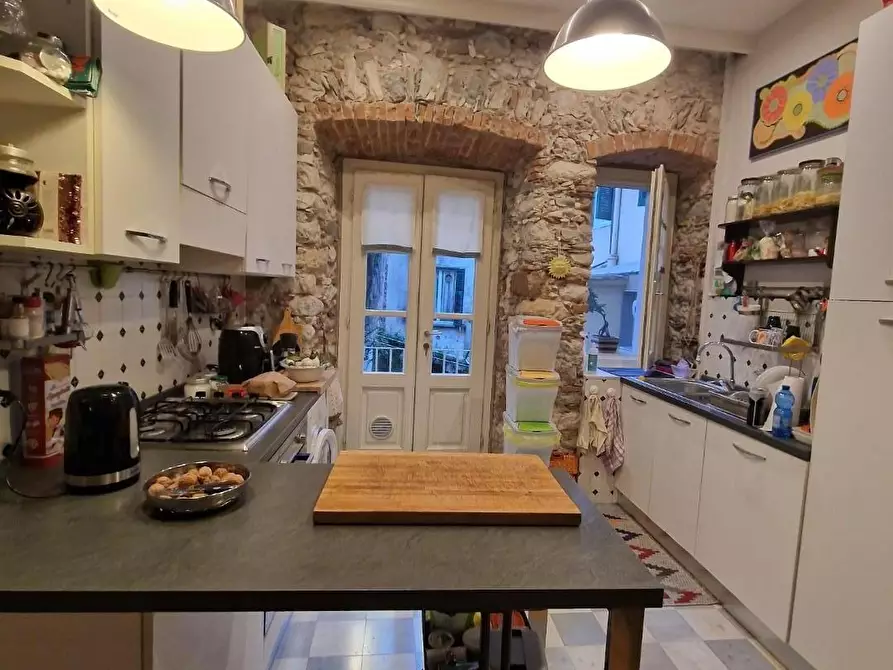 Immagine 9 di Appartamento in affitto  a Carrara