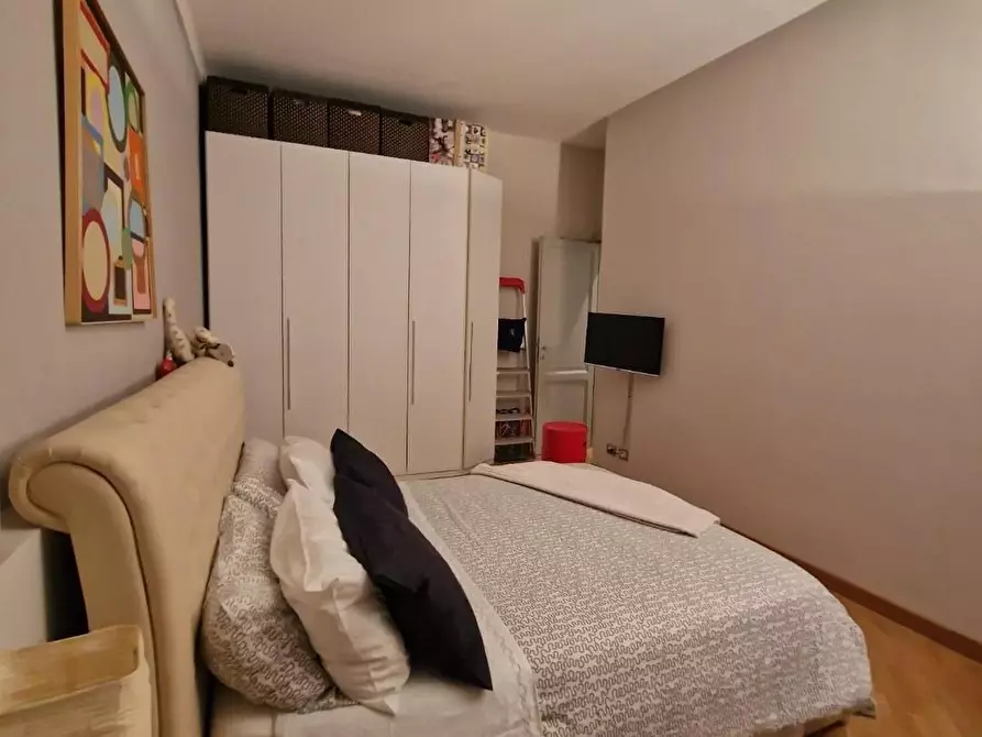 Immagine 3 di Appartamento in affitto  a Carrara