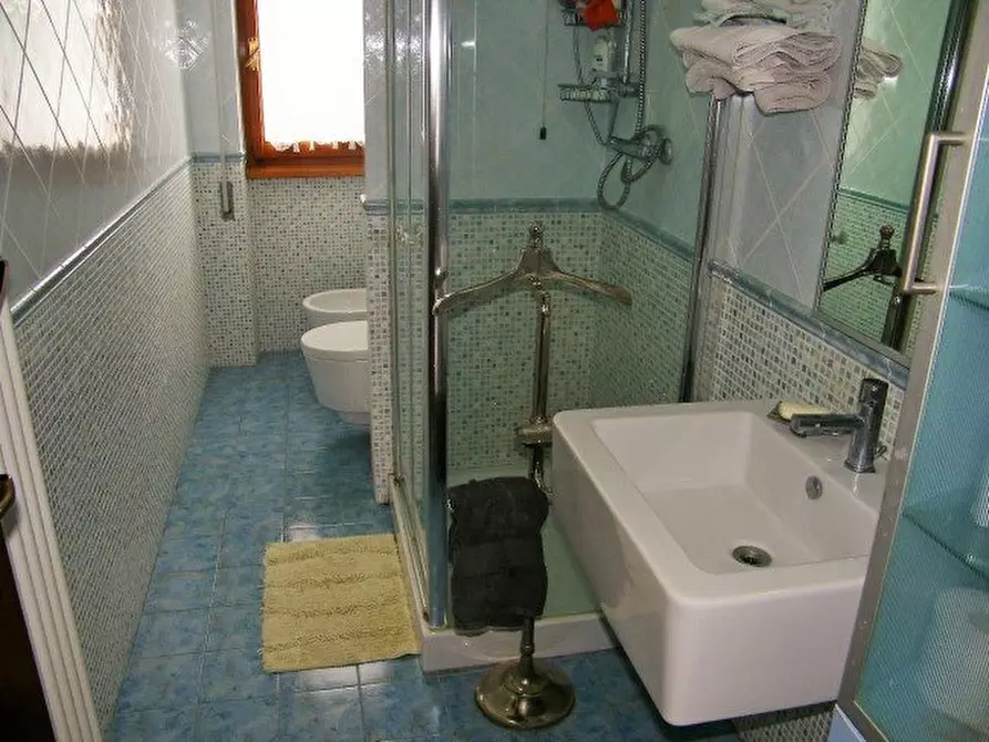 Immagine 8 di Appartamento in vendita  a Massa