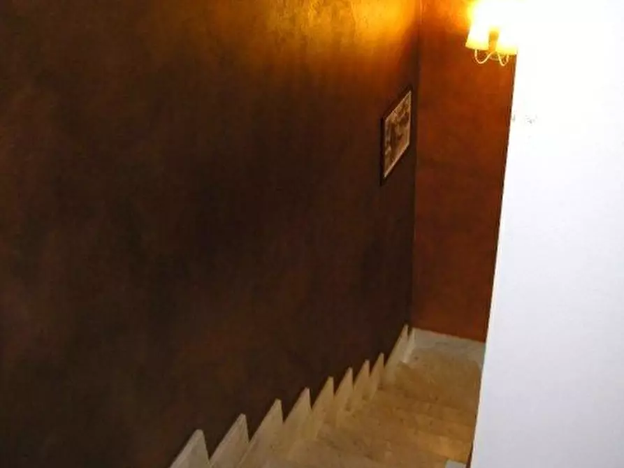 Immagine 10 di Villetta a schiera in vendita  a Massa