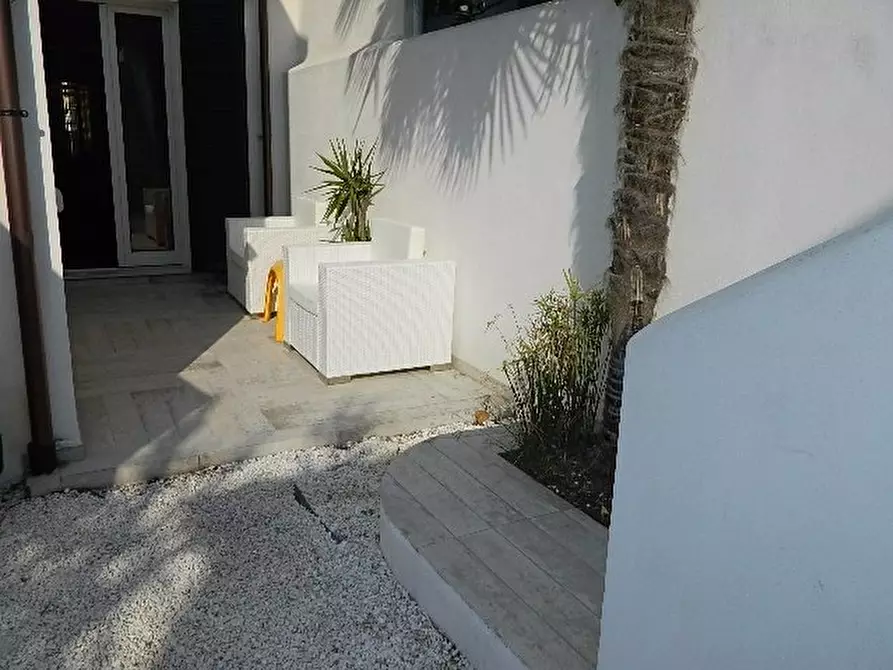 Immagine 37 di Casa semindipendente in vendita  a Carrara