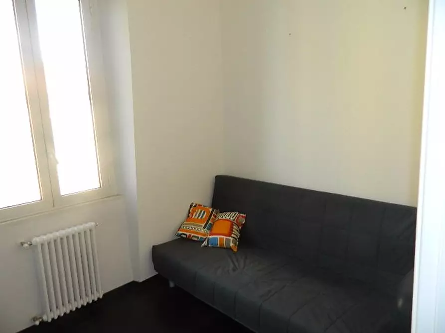 Immagine 25 di Casa semindipendente in vendita  a Carrara