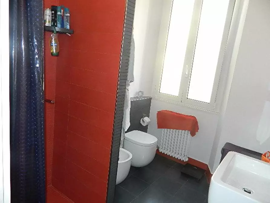 Immagine 24 di Casa semindipendente in vendita  a Carrara