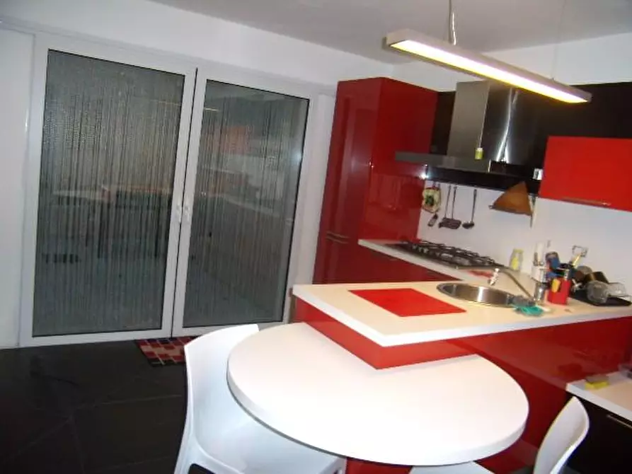 Immagine 44 di Casa semindipendente in vendita  a Carrara