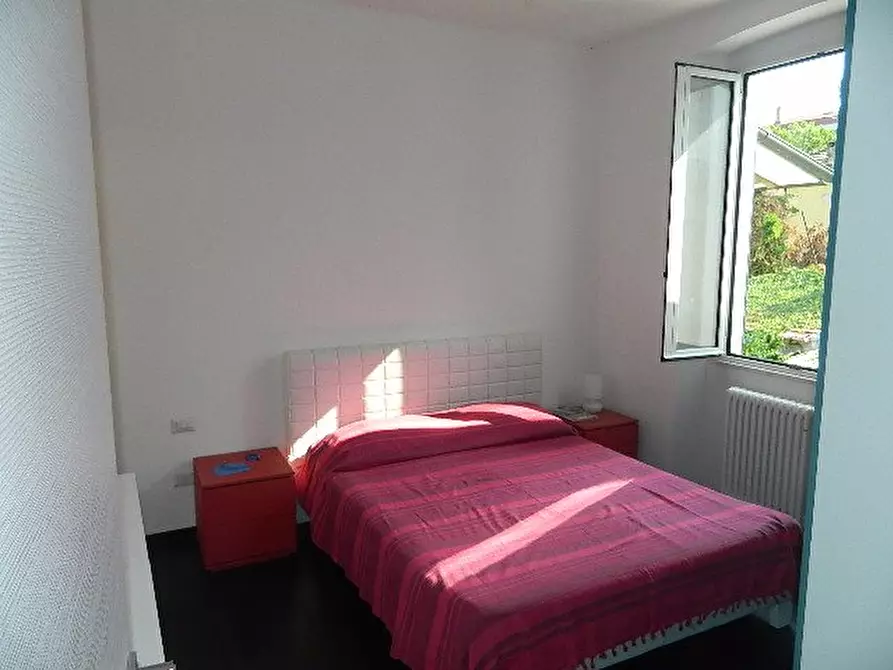 Immagine 20 di Casa semindipendente in vendita  a Carrara