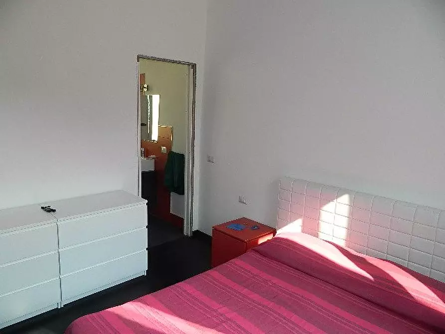 Immagine 22 di Casa semindipendente in vendita  a Carrara