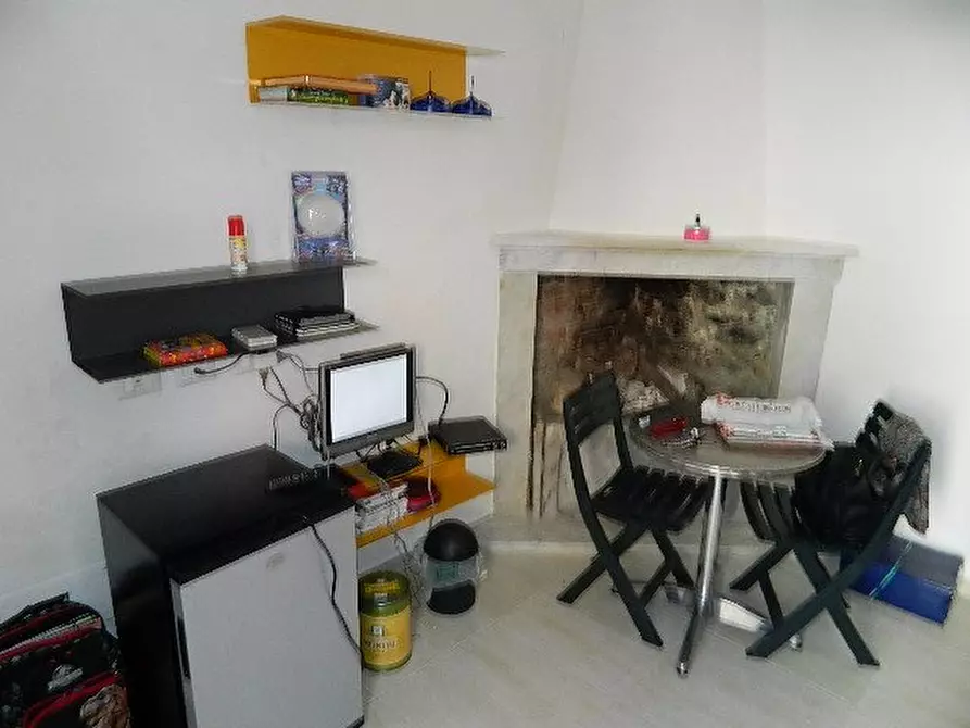 Immagine 30 di Casa semindipendente in vendita  a Carrara