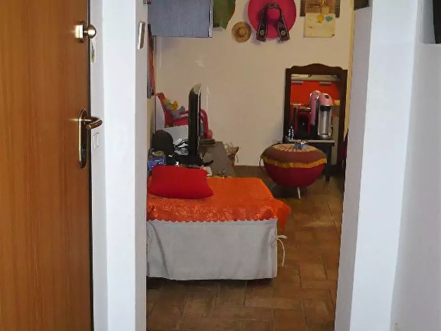 Immagine 5 di Appartamento in vendita  a Colle Di Val D'elsa