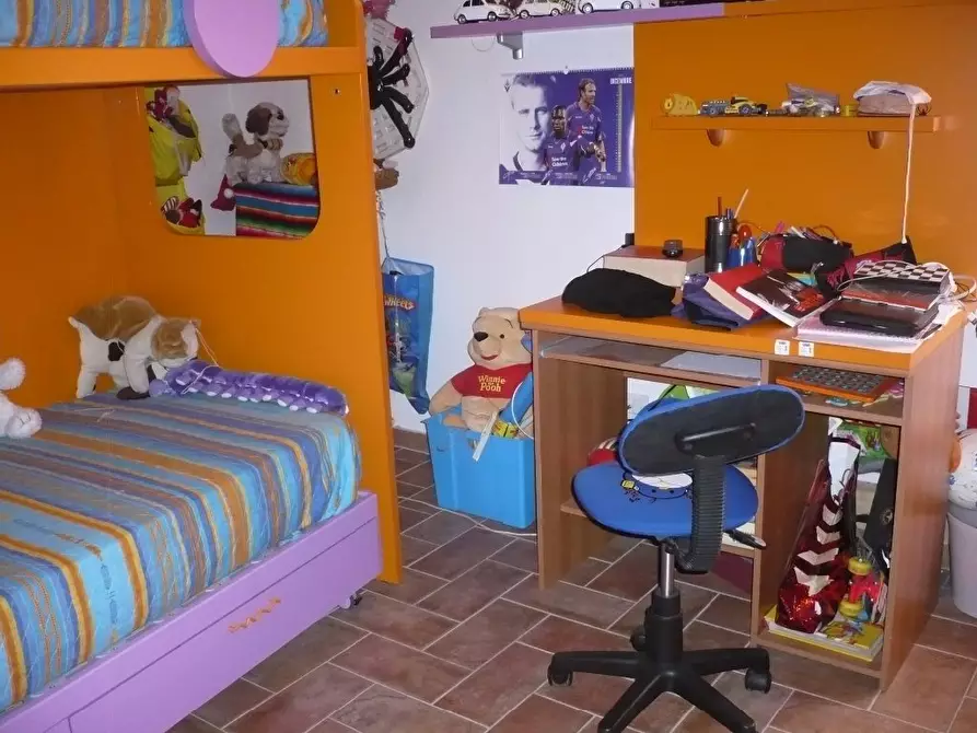 Immagine 9 di Appartamento in vendita  a Colle Di Val D'elsa