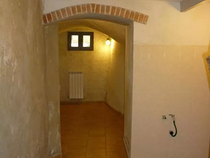 Immagine 15 di Appartamento in vendita  a Carrara