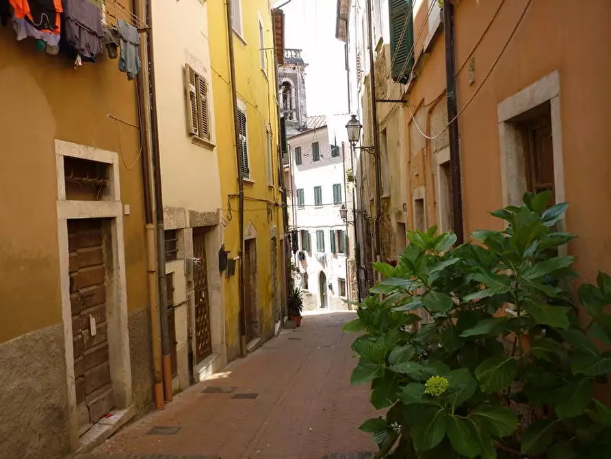 Immagine 8 di Appartamento in vendita  a Carrara