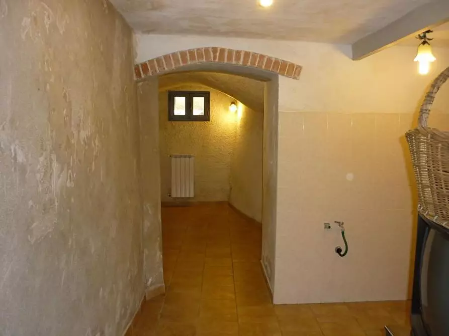 Immagine 14 di Appartamento in vendita  a Carrara