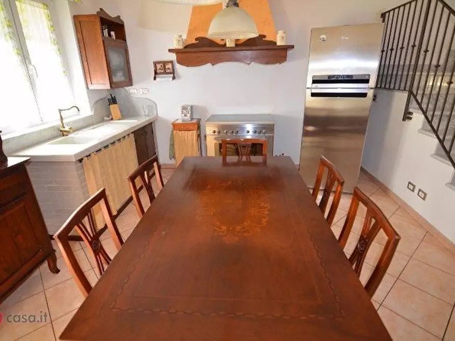 Immagine 4 di Villetta a schiera in vendita  a Carrara