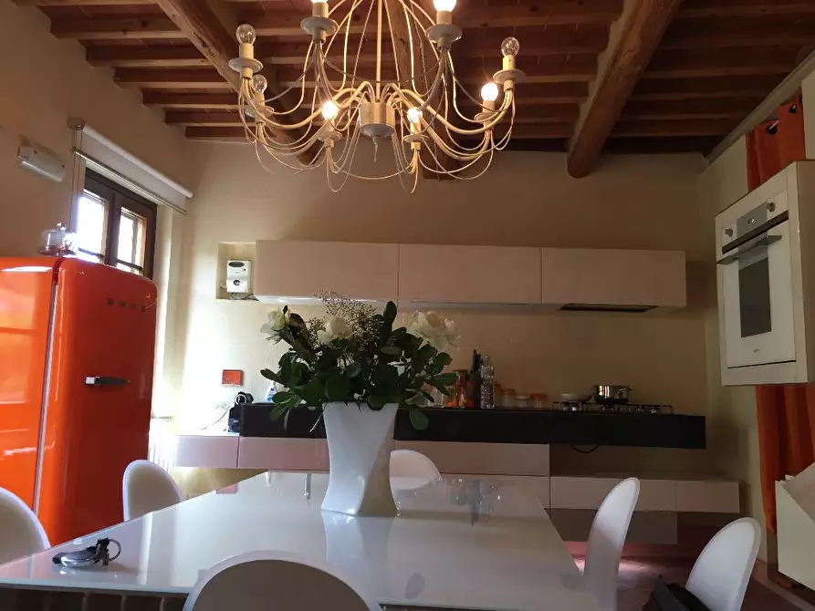 Immagine 10 di Appartamento in vendita  a Pontedera