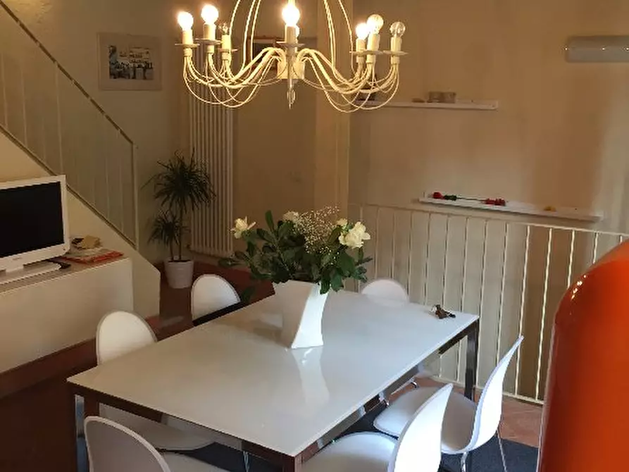 Immagine 15 di Appartamento in vendita  a Pontedera