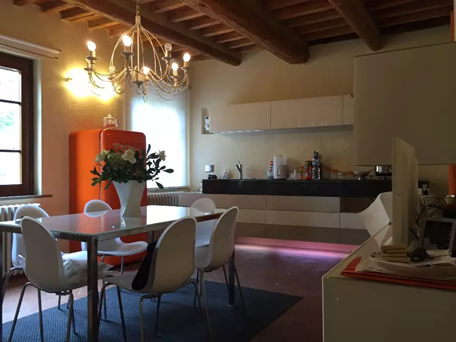 Immagine 2 di Appartamento in vendita  a Pontedera