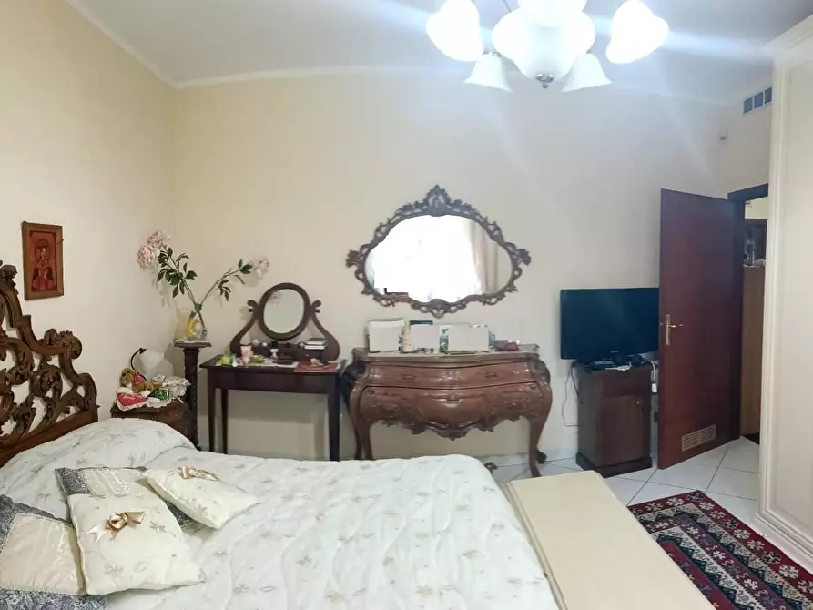 Immagine 15 di Appartamento in vendita  a Cascina