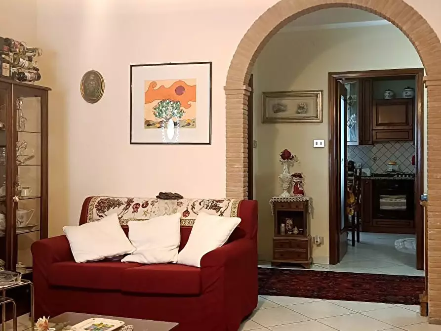 Immagine 1 di Appartamento in vendita  a Cascina