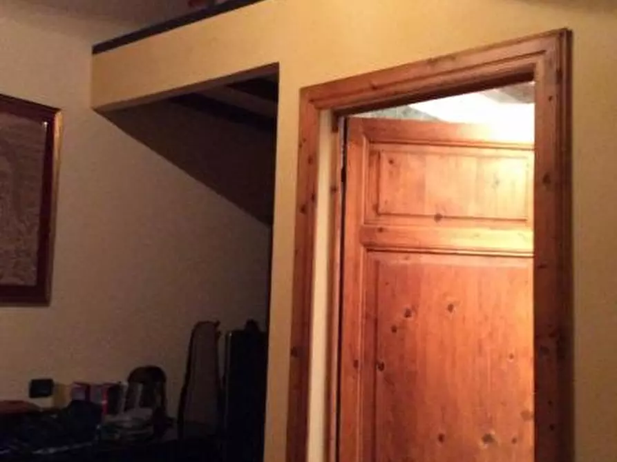 Immagine 31 di Casa colonica in vendita  a Cascina