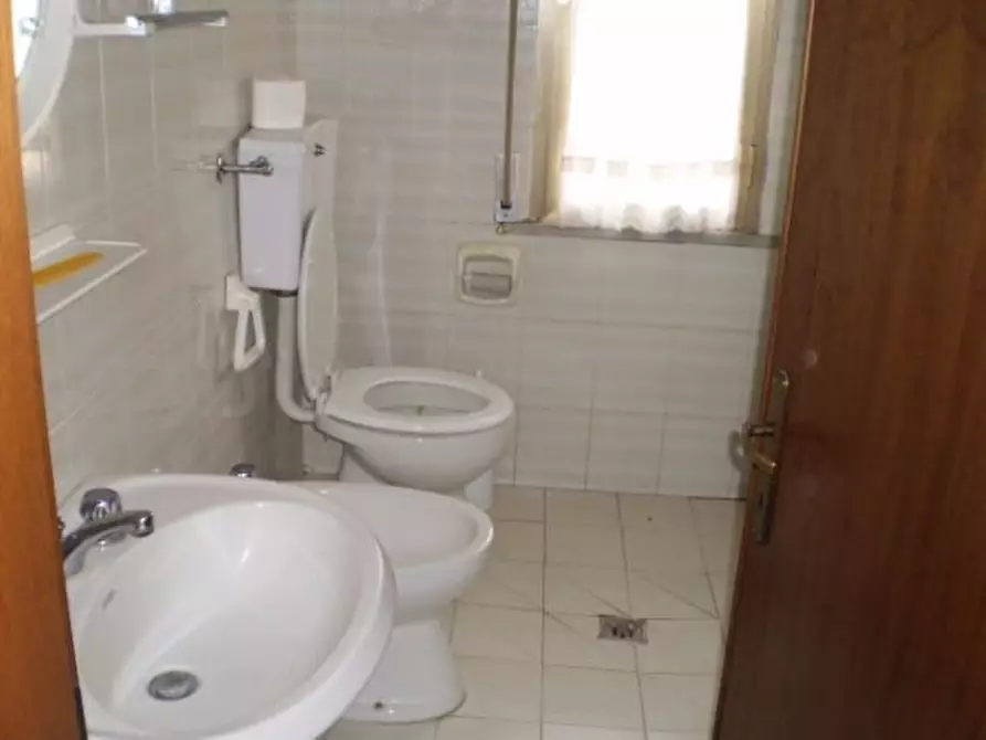 Immagine 7 di Appartamento in affitto  a Rosignano Marittimo